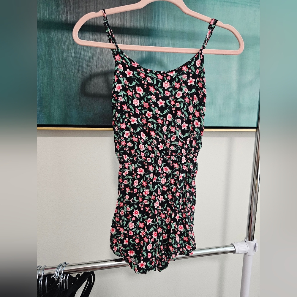 JUMPSUIT OFF THE SHOULDER WITH FLORAL TIE